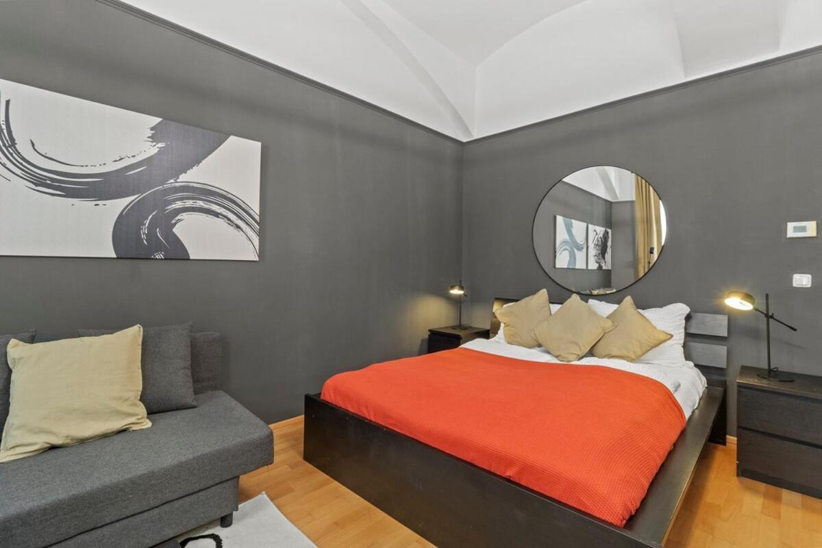 Apartment Augarten I 5 Min To Metro I 10 Min To