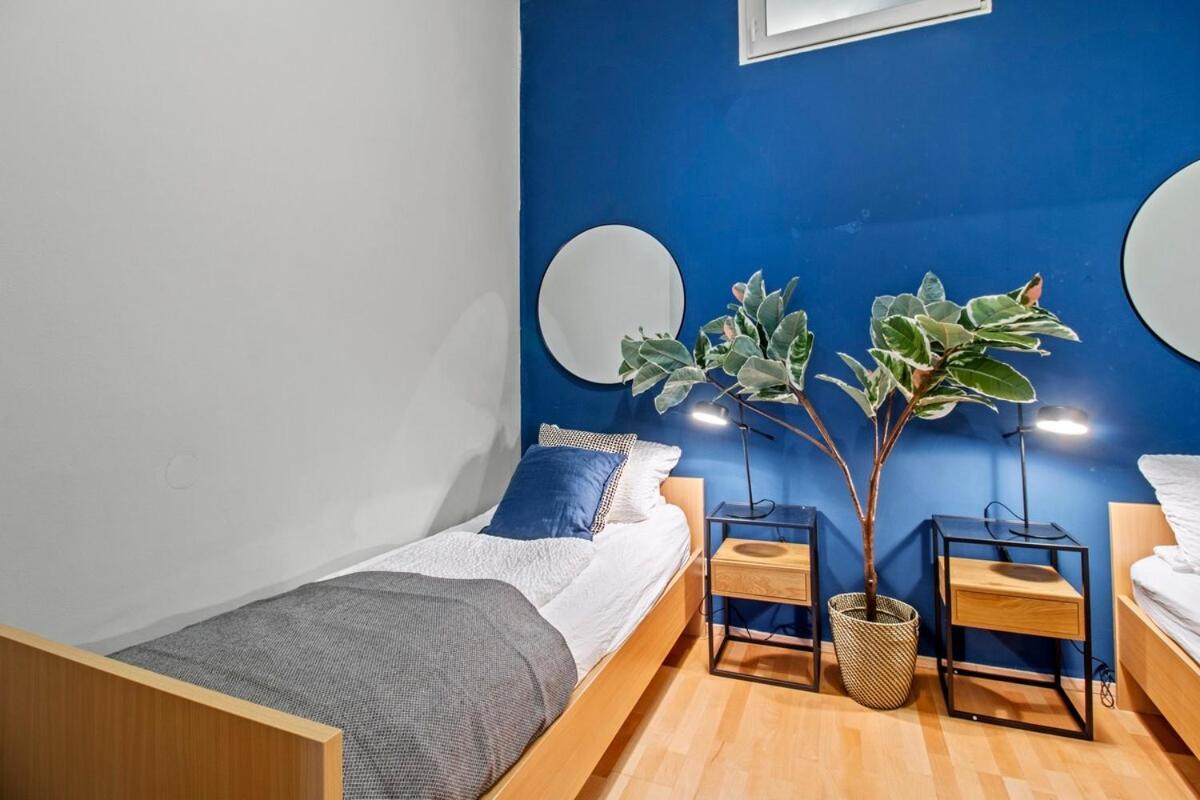 Augarten I 5 Min To Metro I 10 Min To Apartment